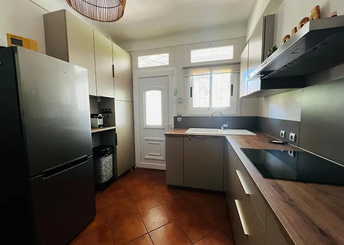 Maison, Parking, 50m De La - Fr-1-309-322 Holiday home *